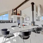 Anthea - 450m From The Sea By Interhome Holiday home