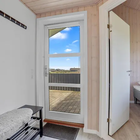 Anthea - 450m From The Sea By Interhome Feriehus